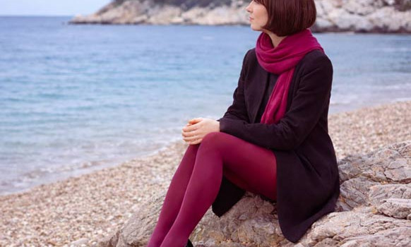 Zakaj sem se nehala oblačiti samo v črno, belo in bež?